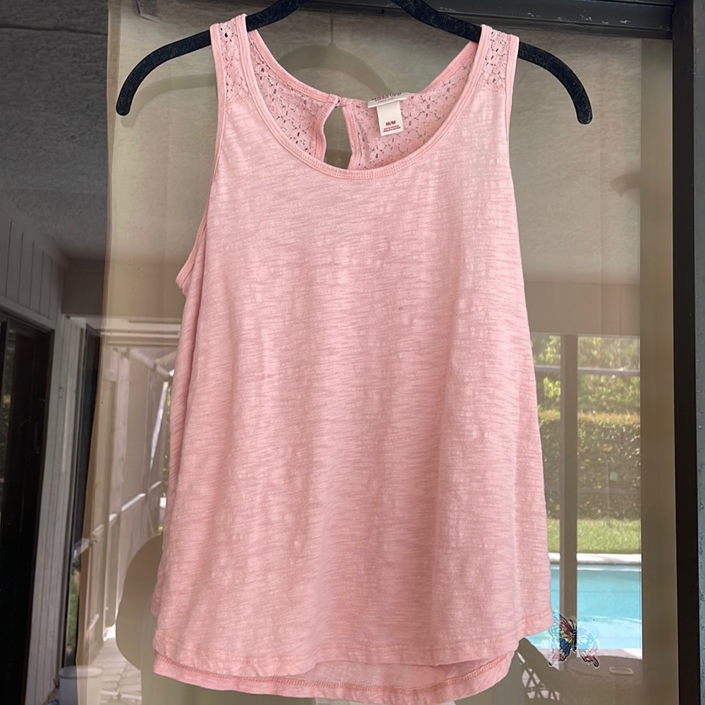 Cute light pink top!💗